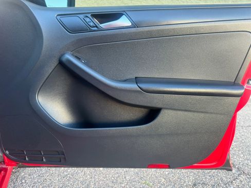 Used 2014 Volkswagen Jetta TDI Value Edition image 12