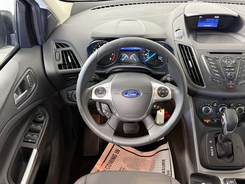 Used 2015 Ford Escape SE FWD image 10