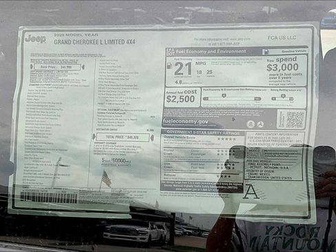 New 2025 Jeep Grand Cherokee L Limited w/ MOPAR Finishing Package image 17