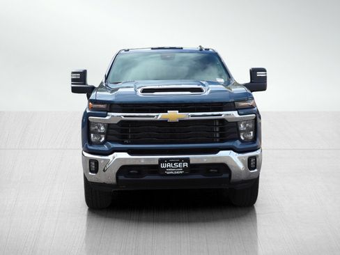 Used 2025 Chevrolet Silverado 3500 LT w/ Safety Package image 9