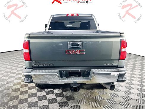Used 2018 GMC Sierra 2500 Denali w/ Duramax Plus Package image 6