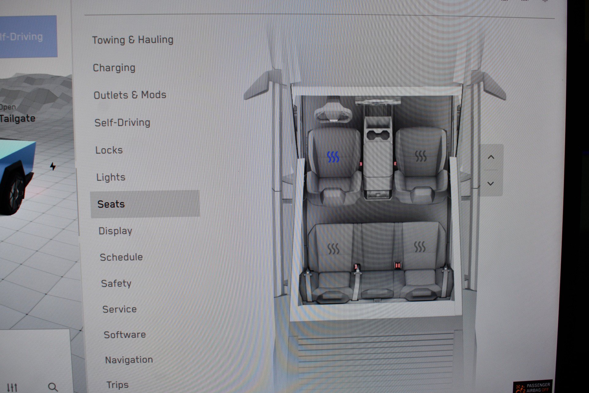 Used 2024 Tesla Cybertruck AWD Crew Cab image 38