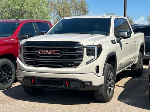 Used 2026 GMC Sierra 1500 AT4 w/ Technology Package AWD/4WD image 1