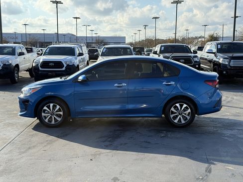 Used 2022 Kia Rio S w/ Technology Package image 11
