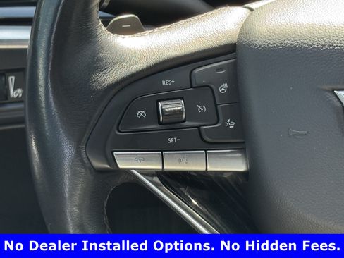 Used 2023 Cadillac XT6 Premium Luxury FWD image 14