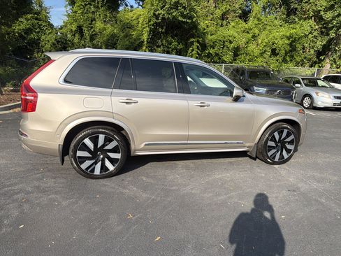 Certified 2024 Volvo XC90 T8 Plus w/ Protection Package AWD/4WD image 42