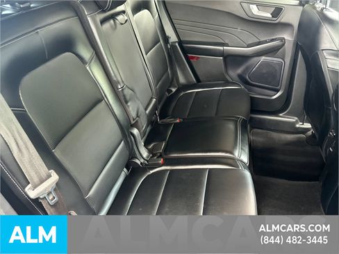 Used 2024 Ford Escape Platinum AWD/4WD image 17