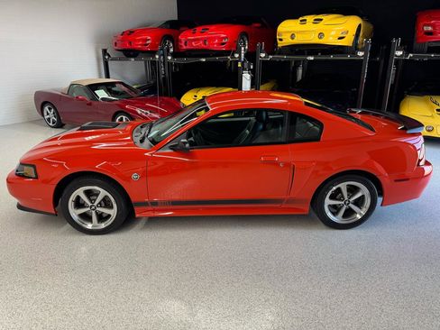 Used 2004 Ford Mustang Mach 1 RWD image 9