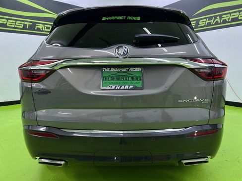 Used 2019 Buick Enclave Avenir w/ Avenir Technology Package AWD/4WD image 8