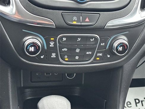 Certified 2024 Chevrolet Equinox LT image 33