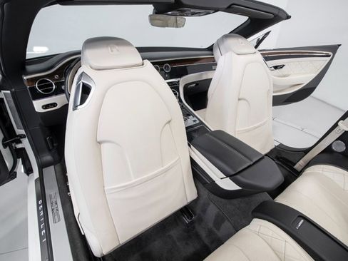 Used 2020 Bentley Continental GT V8 First Edition image 39