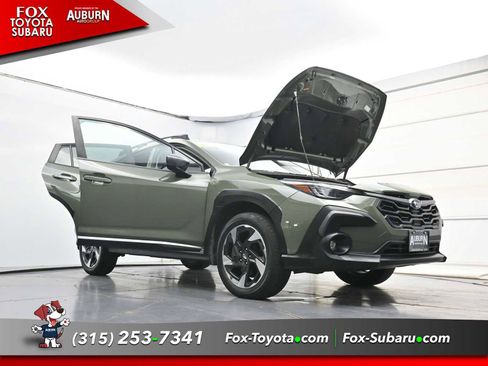 Used 2024 Subaru Crosstrek 2.5i Limited AWD/4WD image 38