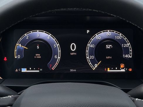 New 2025 Jeep Grand Cherokee Altitude image 13