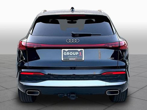 Certified 2025 Audi Q5 Premium Plus w/ Premium Plus AWD/4WD image 5