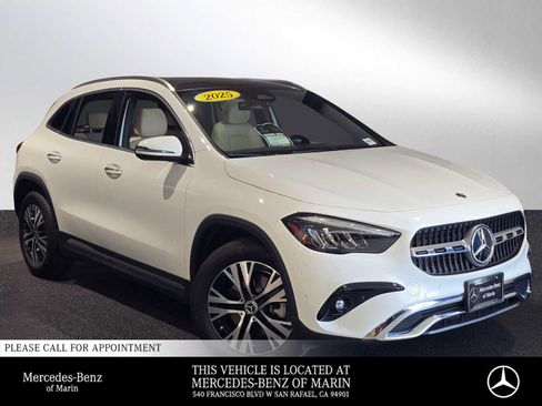 Used 2025 Mercedes-Benz GLA 250 4MATIC image 1