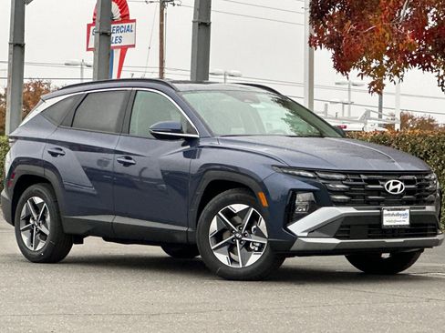 New 2026 Hyundai Tucson SEL image 2