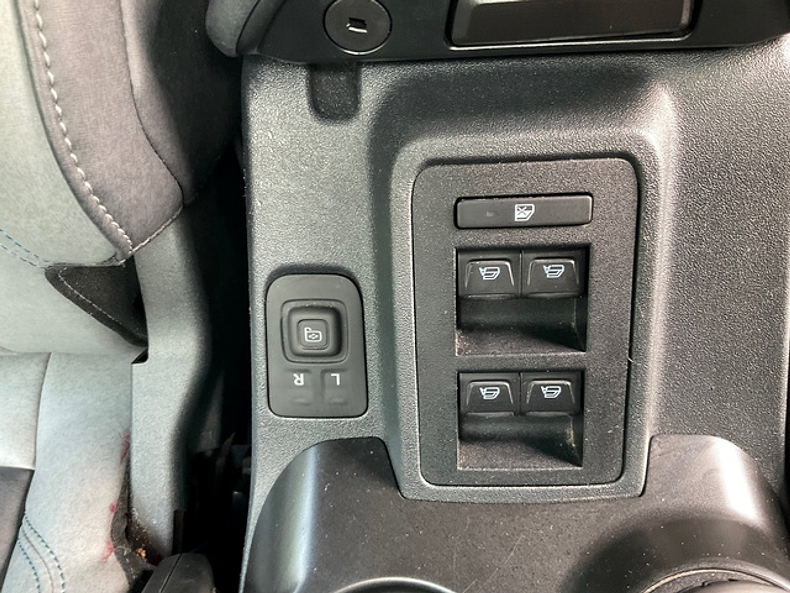 Used 2022 Ford Bronco Black Diamond AWD/4WD image 26