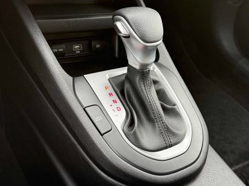 Used 2024 Kia Forte LXS FWD image 4