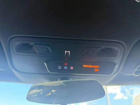 Used 2022 Chevrolet Camaro LT RWD image 22