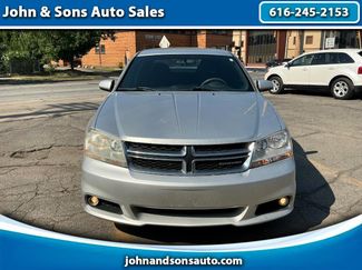 Used 2011 Dodge Avenger SXT image 1
