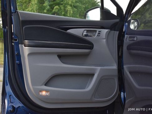 Used 2016 Honda Pilot Touring image 8