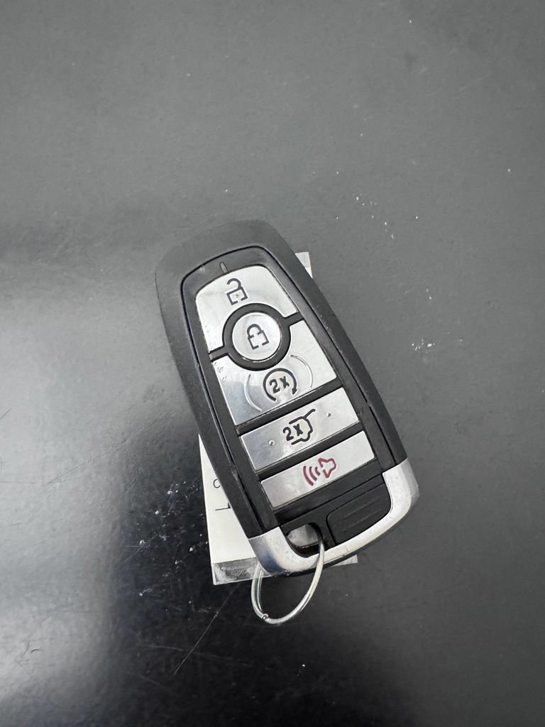 Used 2024 Ford Escape Platinum AWD/4WD image 50