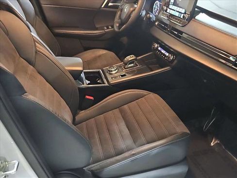 Used 2023 Mitsubishi Outlander SE image 21