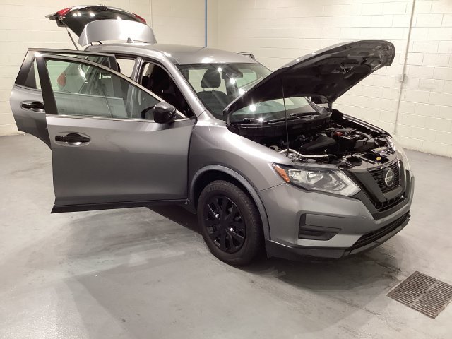 Used 2020 Nissan Rogue S FWD image 10