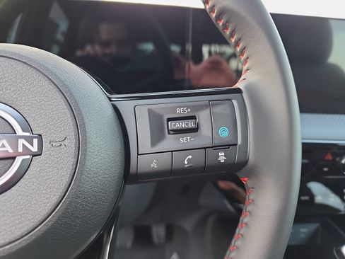 New 2026 Nissan Kicks SR FWD image 17