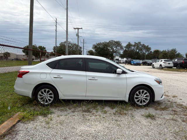 Used 2019 Nissan Sentra SV FWD image 5