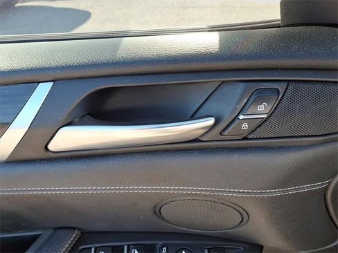 Used 2017 BMW X3 xDrive28i image 26