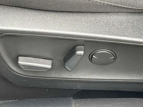 Used 2023 Ford Escape Active image 14