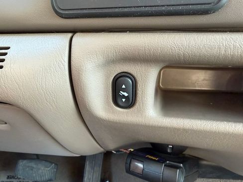 Used 2004 Ford F350 4x4 SuperCab Super Duty image 25