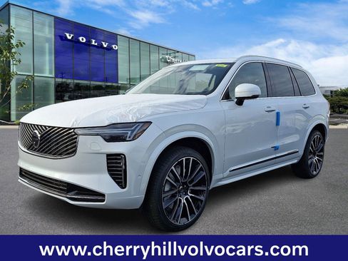 New 2026 Volvo XC90 B6 Plus w/ Protection Package Premier image 2