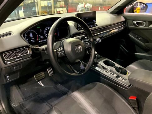 Used 2023 Honda Civic Sport image 17