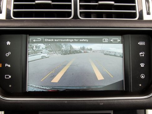 Used 2016 Land Rover Range Rover Long Wheelbase Supercharged image 18