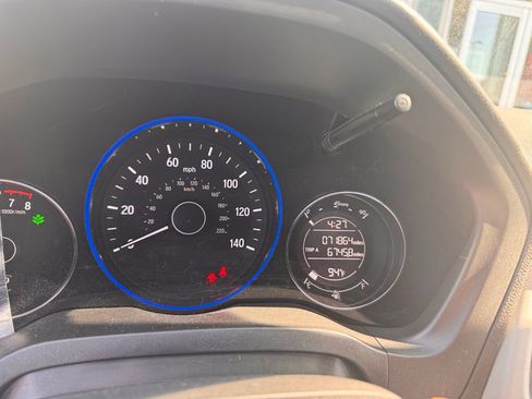 Used 2016 Honda HR-V EX image 5