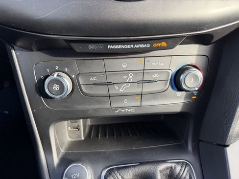 Used 2017 Ford Focus ST image 29