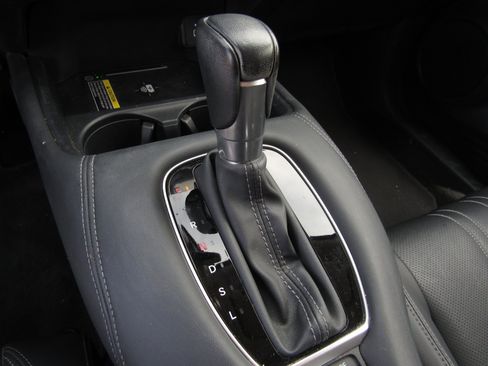 Used 2023 Honda HR-V EX-L image 21