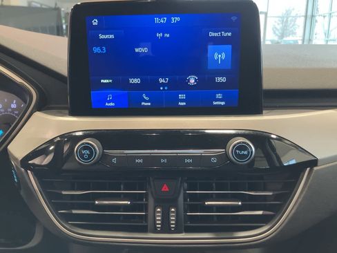 Certified 2020 Ford Escape SEL image 21