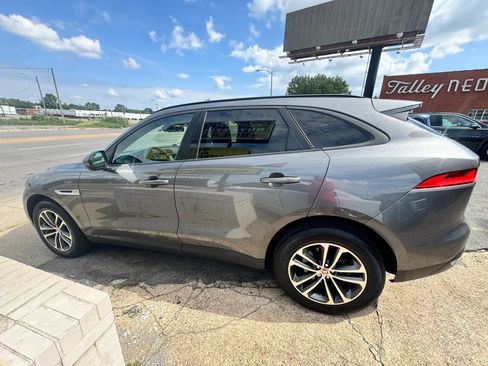Used 2018 Jaguar F-PACE Premium AWD/4WD image 6