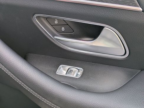 Certified 2026 Mercedes-Benz GLE 350 4MATIC image 40