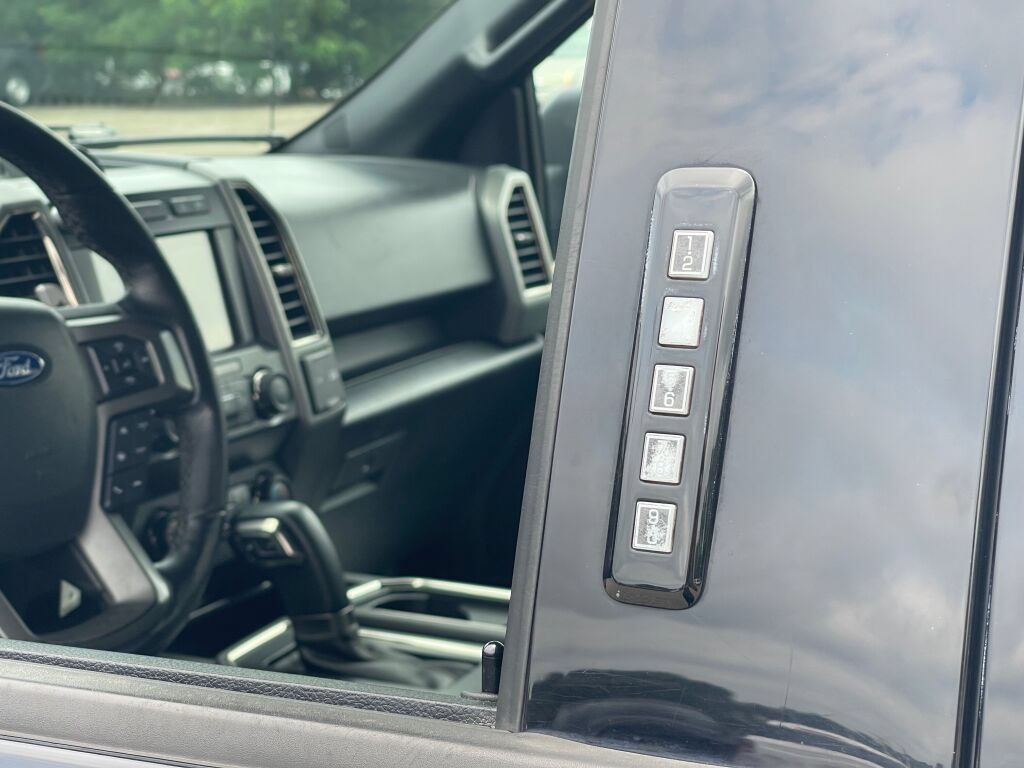 Used 2019 Ford F150 Raptor AWD/4WD image 36