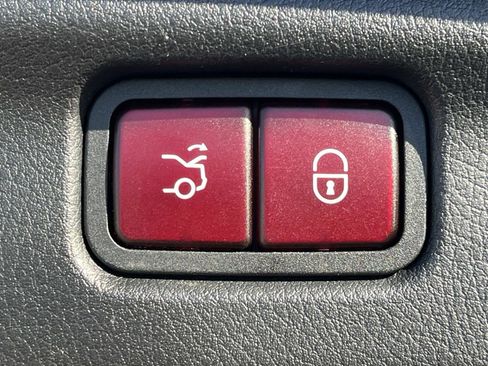 Certified 2023 Mercedes-Benz C 300 4MATIC Sedan image 11