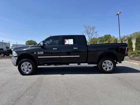 Used 2016 RAM 2500 Laramie w/ Convenience Group AWD/4WD image 7