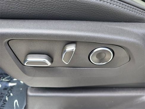 New 2025 GMC Sierra 3500 Denali w/ Denali Reserve Package image 25