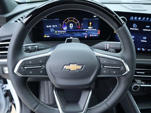 New 2026 Chevrolet Traverse High Country FWD image 3