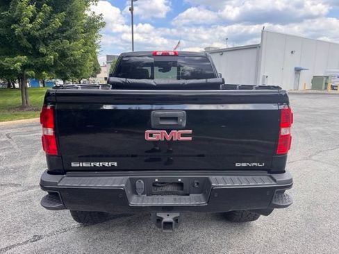 Used 2015 GMC Sierra 2500 Denali w/ Duramax Plus Package AWD/4WD image 6