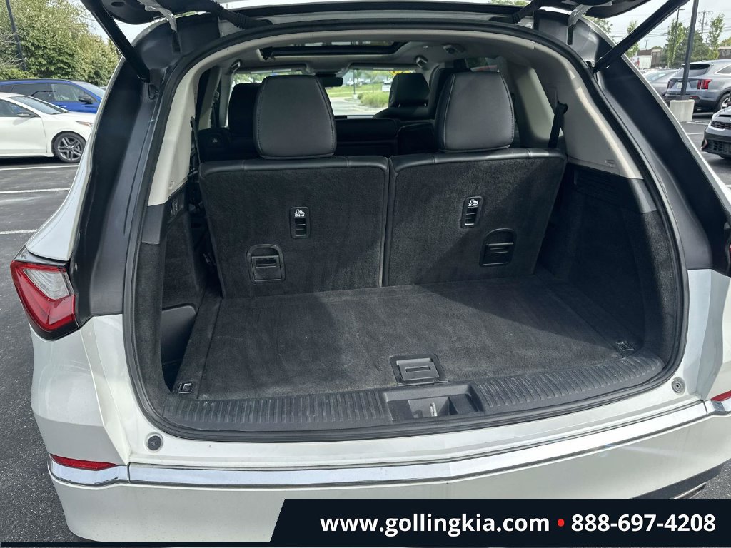 Used 2023 Acura MDX SH-AWD image 9