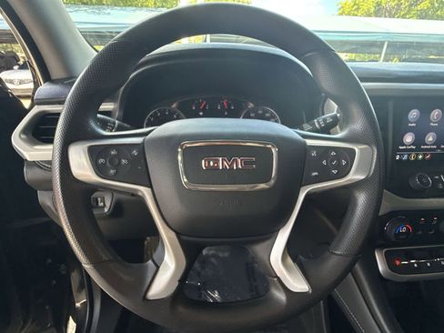 Used 2023 GMC Acadia SLE FWD image 15